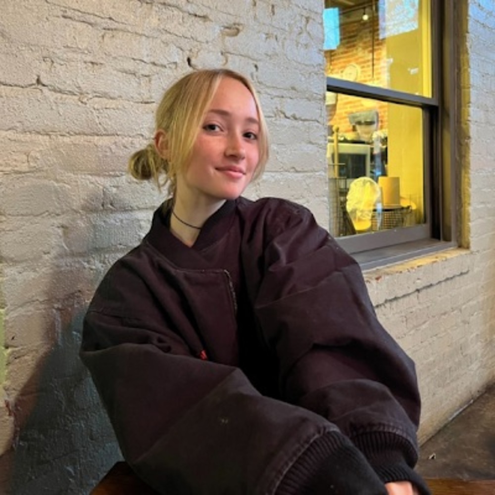 Meet your Posher, Emma